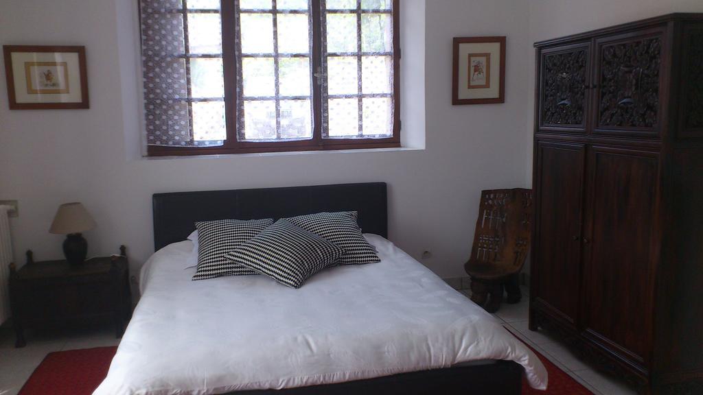 Chambres D'Hotes La Fontaine Espalion Ngoại thất bức ảnh